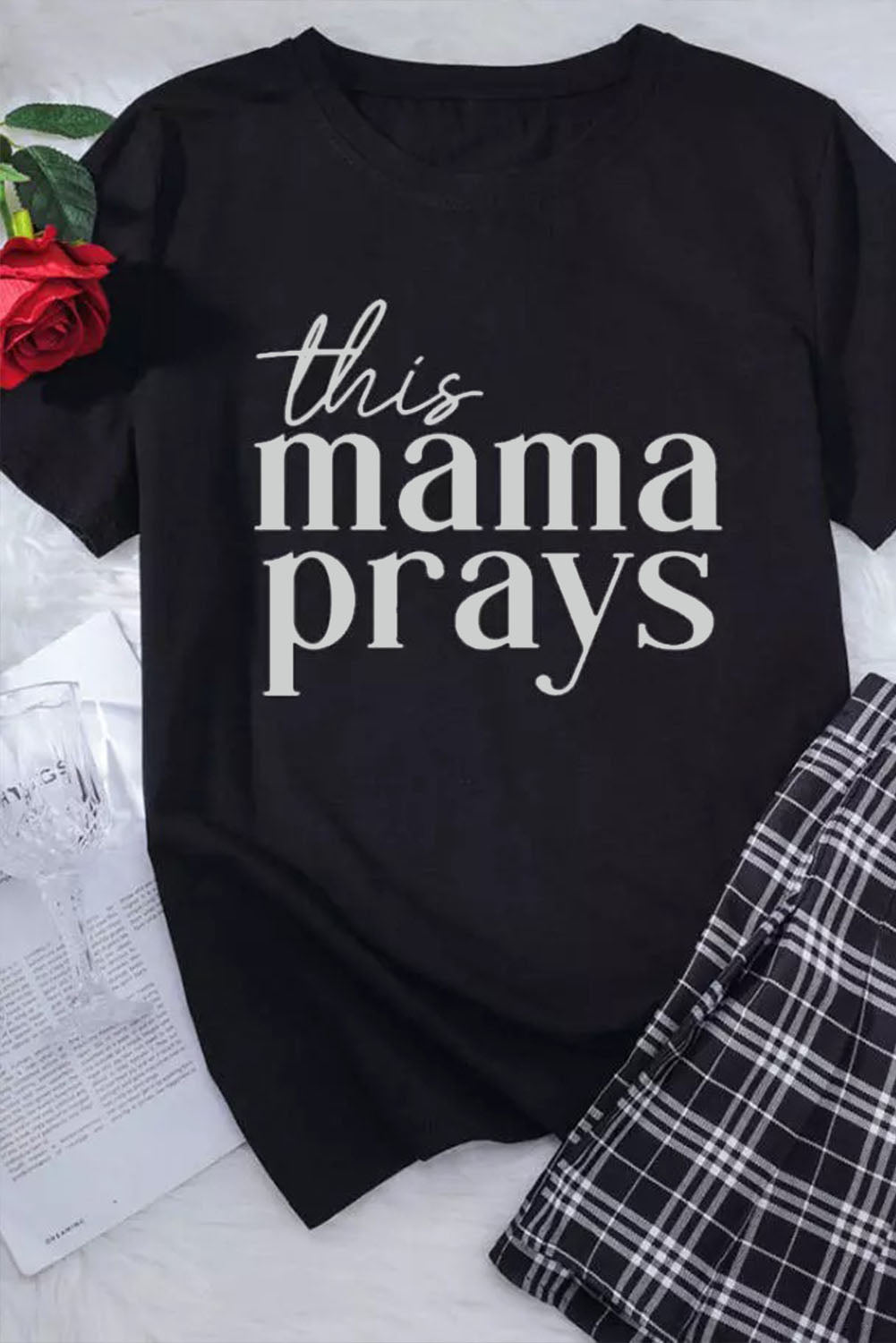 Black This mama prays Graphic Plain Tee