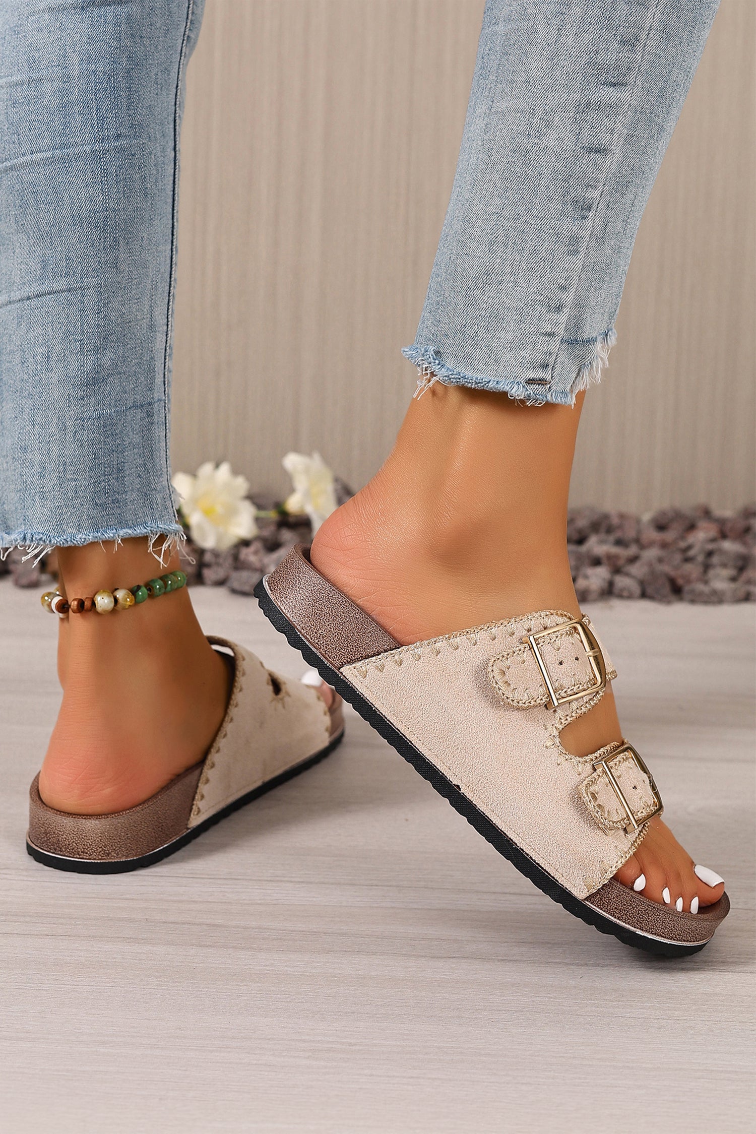 Beige Embroidered Trim Retro Buckle Faux Suede Slippers
